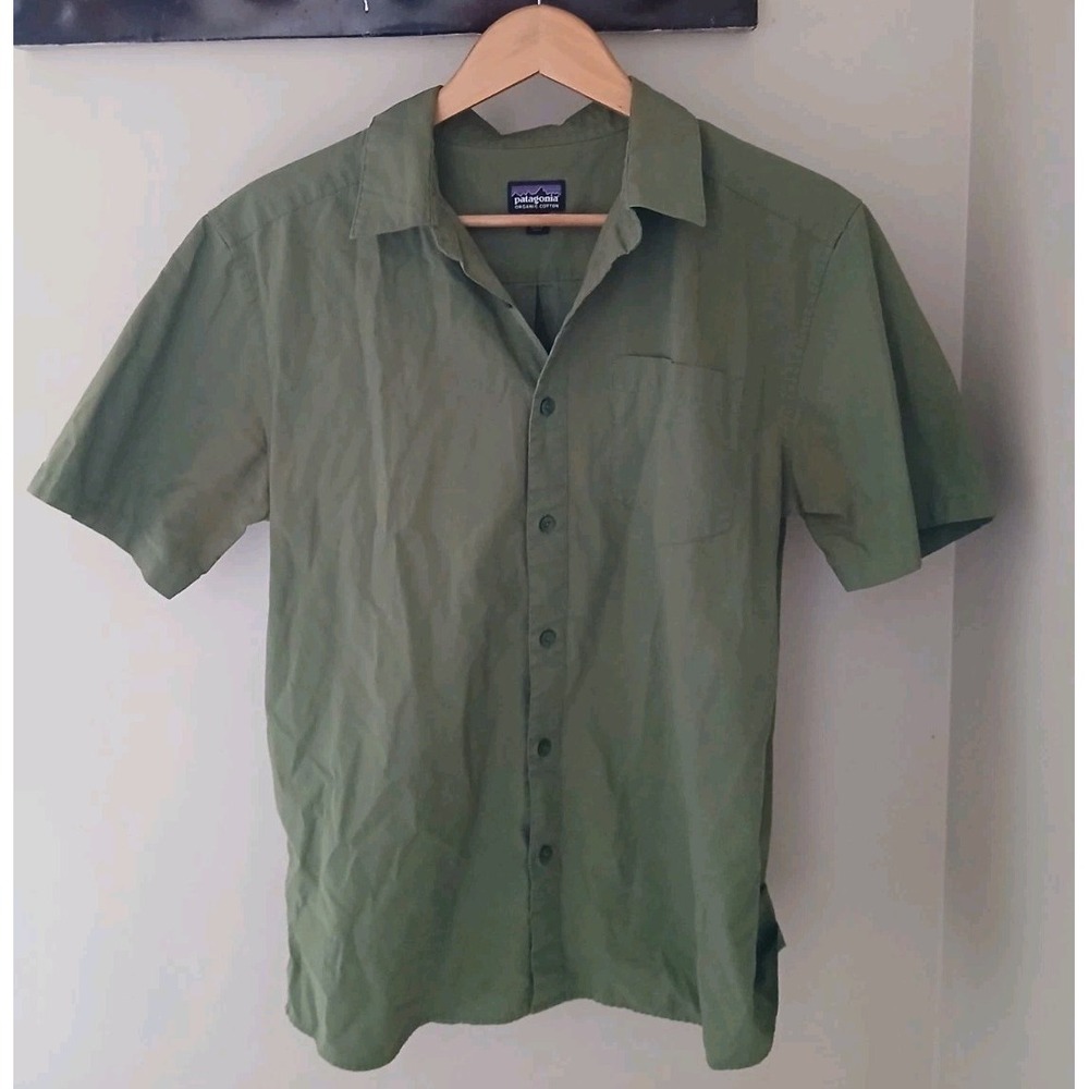 Patagonia Fezzman Button Up Shirt Size Medium Organic Cotton Outdoors Hike S/S